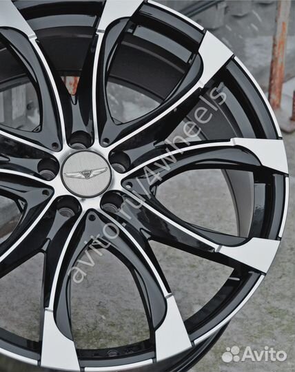 Диски на Genesis GV80 R22