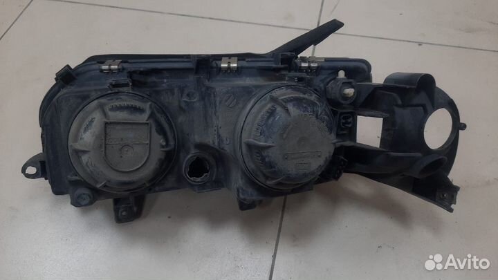 Фара передняя правая Volvo S80