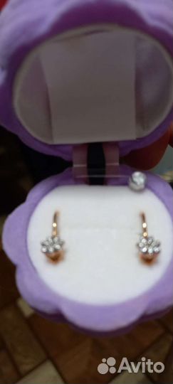 Золотые серьги