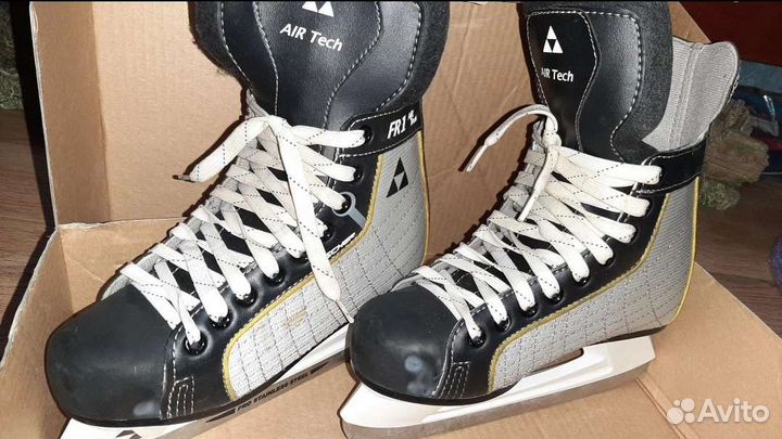 Коньки хоккейные Fisher FR1