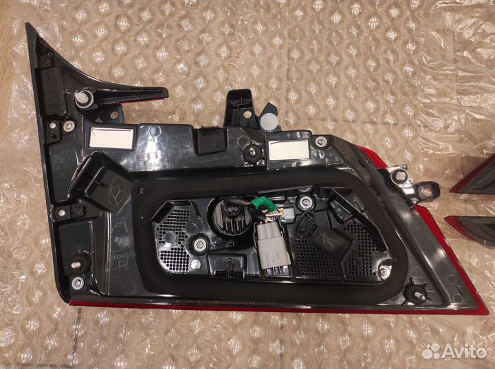 NEW Фонари 2022 Toyota Alphard 3 оригинал