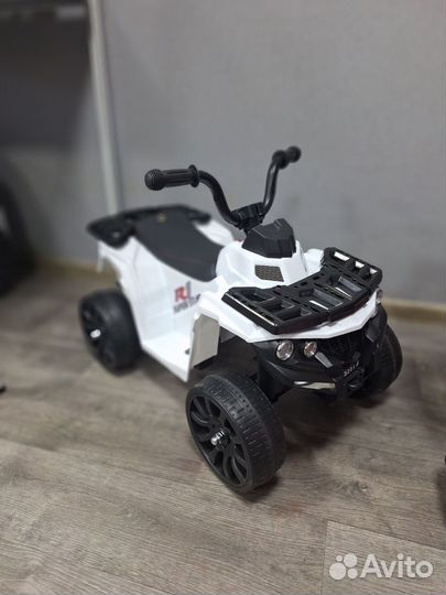 Новый Детский квадроцикл на аккумуляторе
