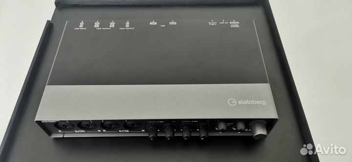Steinberg UR44C - USB 3.0 аудиоинтерфейс