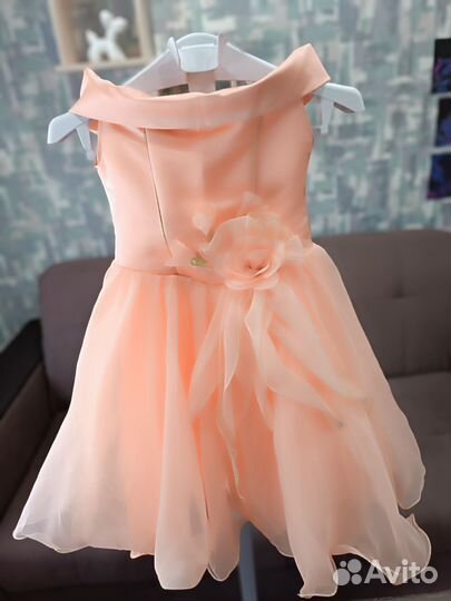 Платье для девочки праздничное 110-116
