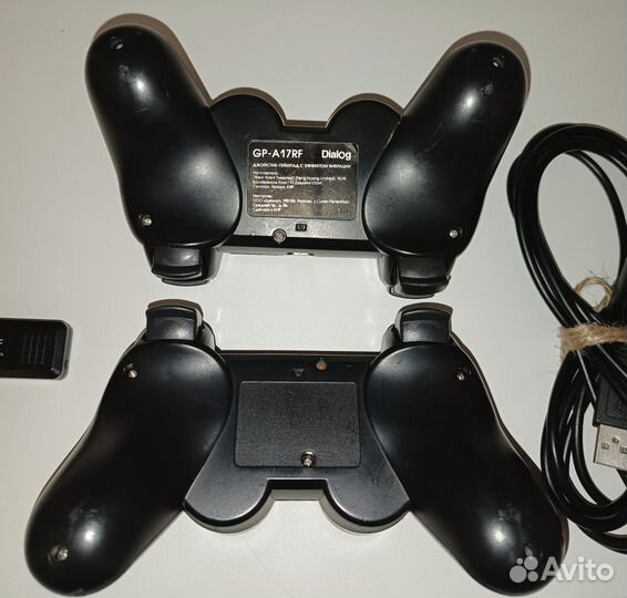 Геймпад с эффектом вибрации Dialog GP-A17RF