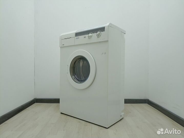Стиральная машина бу Занусси на гарантии