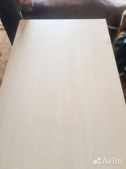 Кухонный стол