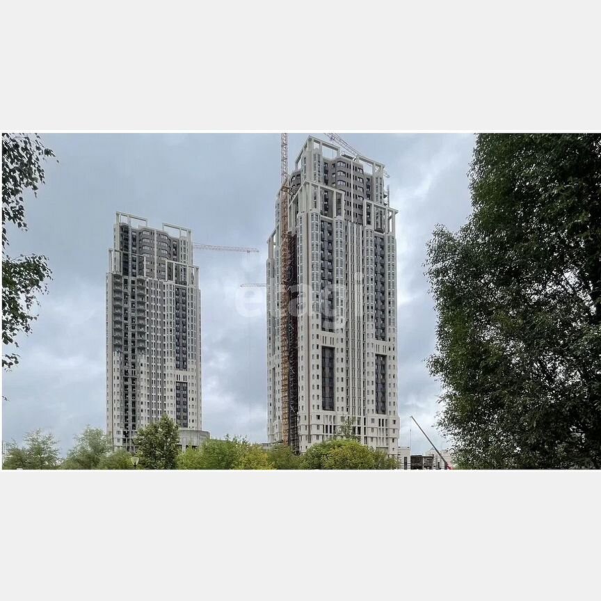 3-к. квартира, 120,3 м², 8/32 эт.