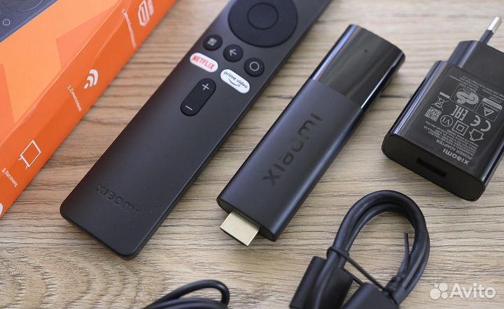 Тв приставка Xiaomi Mi TV Stick 4K