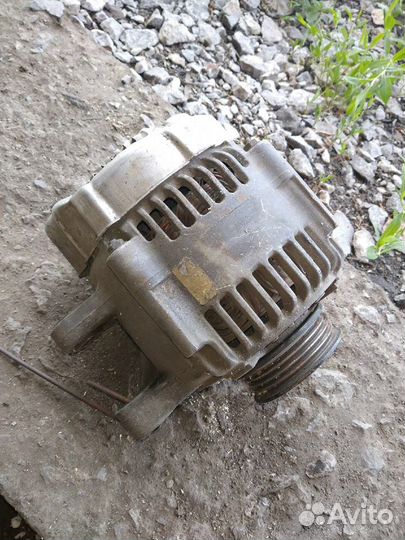 Продам генератор на toyota 1.5л. В наличии 2 шт