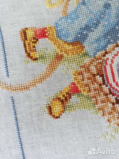 Вышивка на льне Lanarte