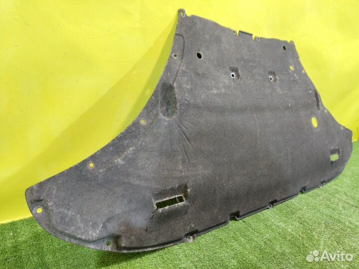 Пыльник двигателя Audi Q7 (4M) 2015