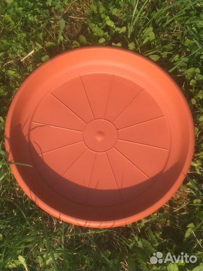 Вазон уличный для цветов 30 л, новый, Италия, 2 шт