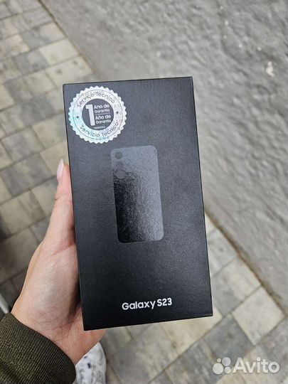 Samsung Galaxy S23, 8/256 ГБ