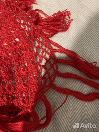 Шаль ручной работы