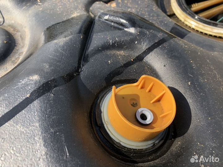 Бак топливный Ml 164