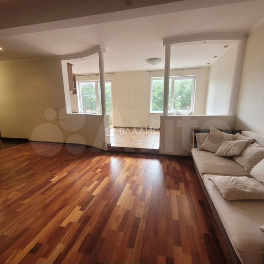 5-к. квартира, 157,4 м², 4/4 эт.