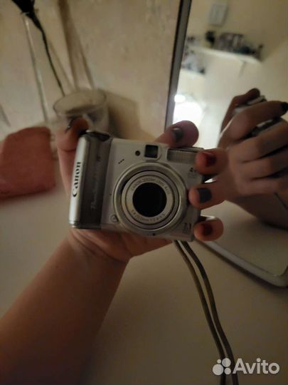 Компактный фотоаппарат