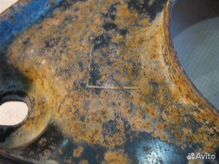 Кронштейн балки передний левый Nissan Primera P12