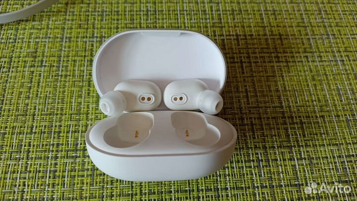 Беспроводные наушники Mi True Wireless Earbuds