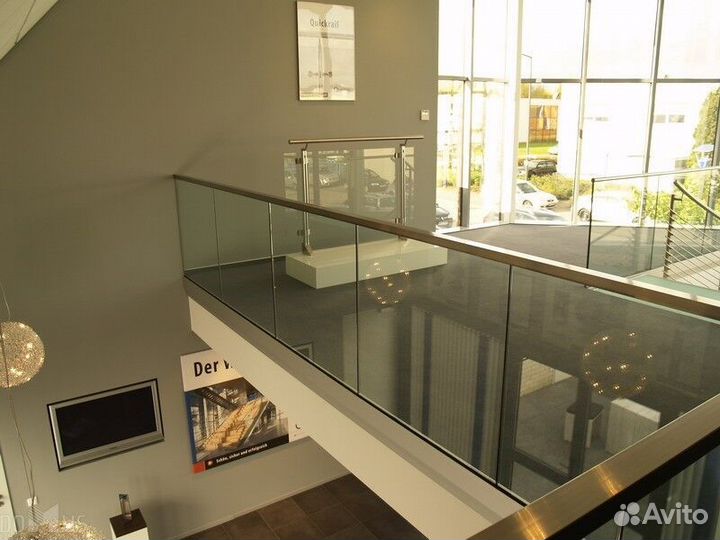 Стеклянные ограждения в рассрочку