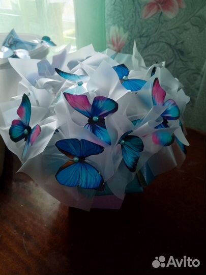 Светящийся бабочки в коробочке