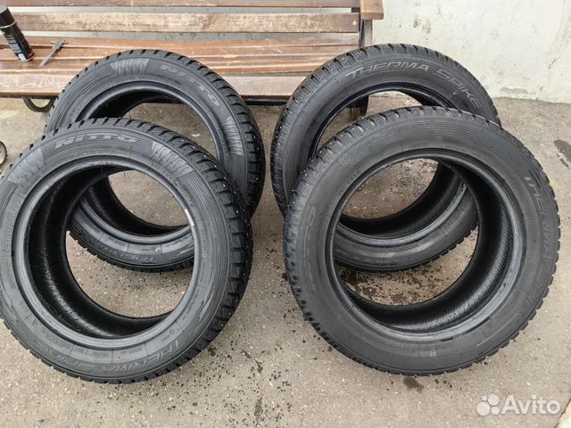 Nitto Therma Spike 235/55 R17 103T