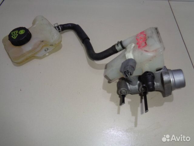 Главный тормозной цилиндр mazda crew