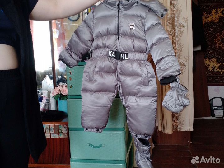 Зимний комбинезон новый