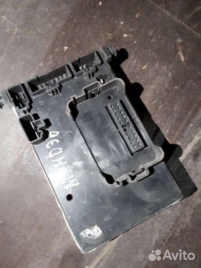 Блок предохранителей Ford Mondeo