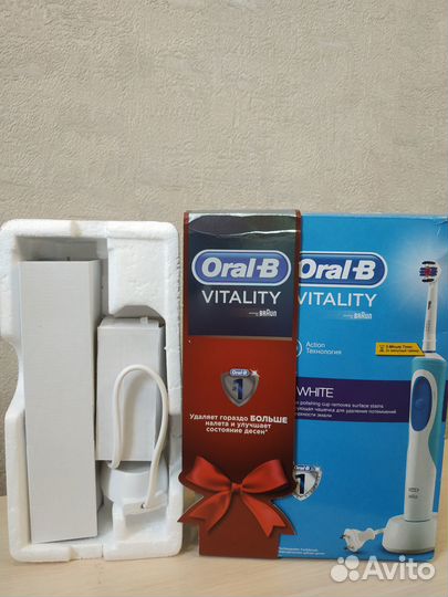 Зубная щетка oral b новая