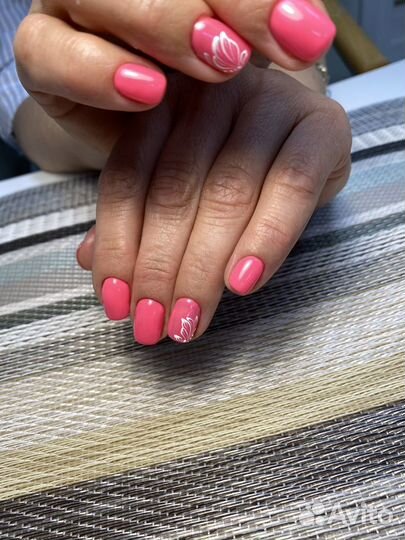 Мастер маникюра и педикюра