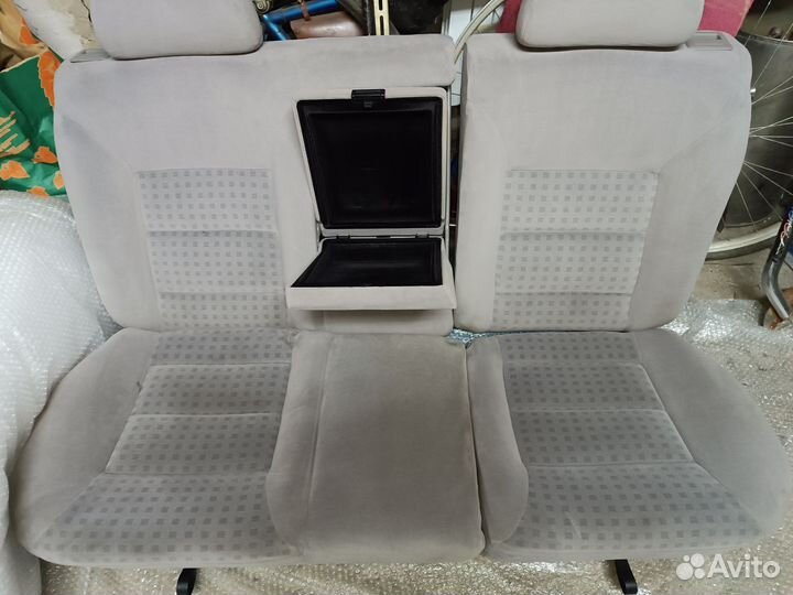 Сиденья golf 4