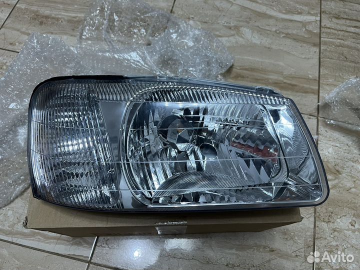 Фары акцент