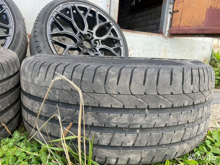 Комплект резины с дисками на vag 225/35 R19