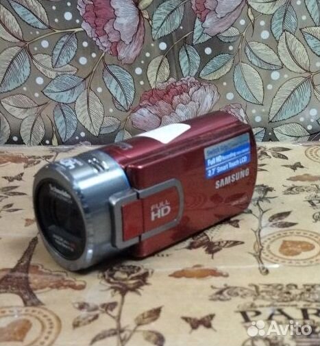 Видеокамера Samsung hmx-q20