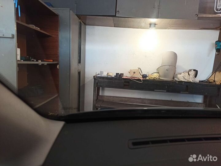 Ремонт сколов и трещин лобового автостекла