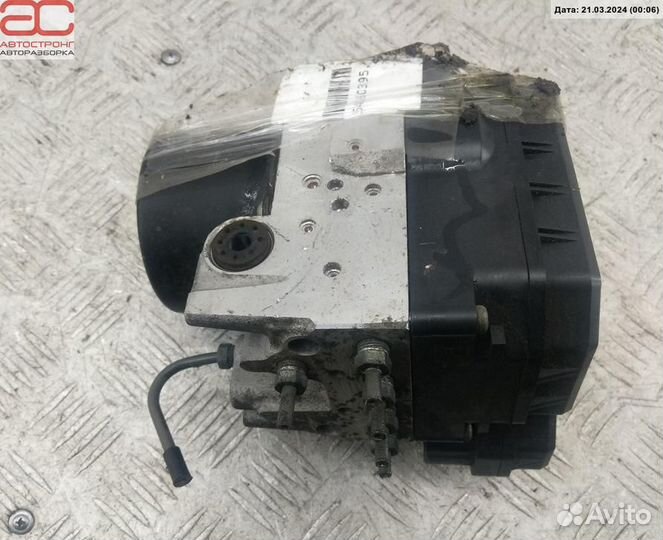 Блок ABS для Lexus LS 2 (UCF20) 4451050050