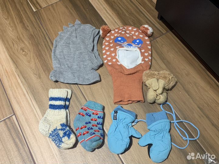 Шапка-шлем, варедки, краги и носки