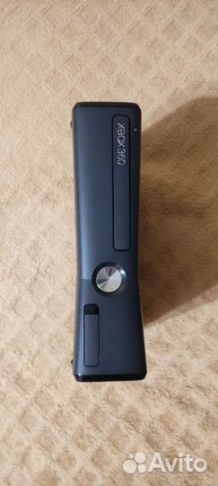 Xbox 360 500 Гб freeboot 86 игр