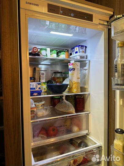 Встраиваемый холодильник Samsung BRB260187WW