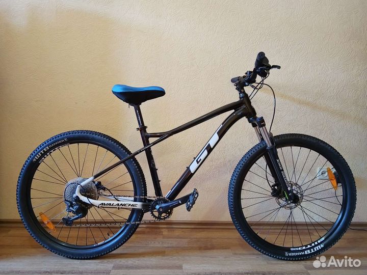 Велосипед GT Avalanche Comp black