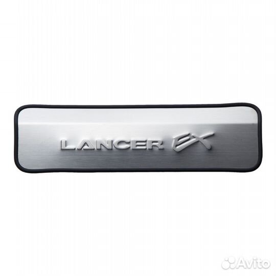 Накладки на пороги Mitsubishi Lancer