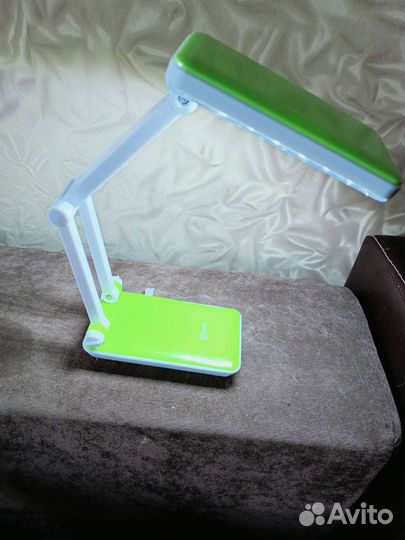 Светодиодный светильник настольный