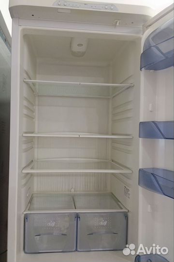 Холодильник Бирюса