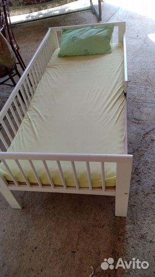 Детская кровать от 3 лет с бортиками