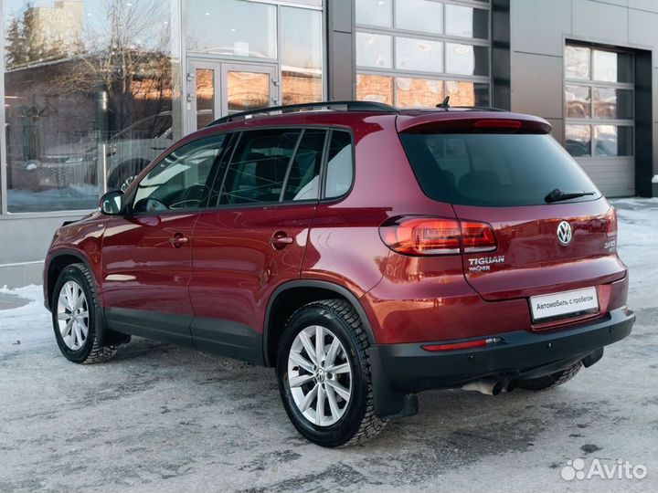 Volkswagen Tiguan 2.0 AT, 2014, 138 232 км