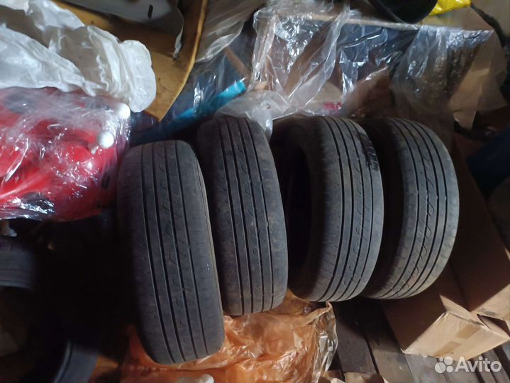 Yokohama AC01 C.Drive 215/65 R16 98H