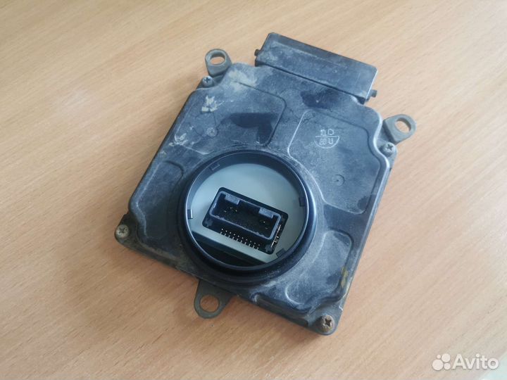Блок управления фарой LED Toyota Camry V70