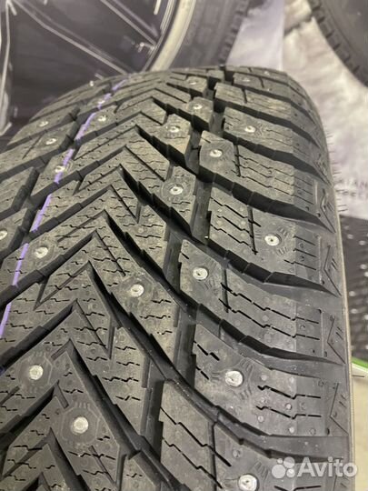 Nokian Tyres Hakkapeliitta 10p SUV 315/40 R21 115T